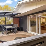 Cozy With A Wilderness Bath And Covered Terrace * Sindrup