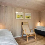Cozy With A Wilderness Bath And Covered Terrace Sindrup