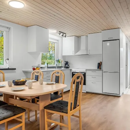 Cozy With A Wilderness Bath And Covered Terrace Feriehus *