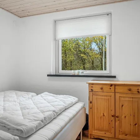 Cozy With A Wilderness Bath And Covered Terrace * Sindrup
