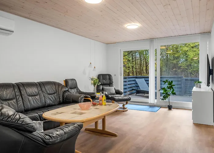 Cozy With A Wilderness Bath And Covered Terrace Ferienhaus *